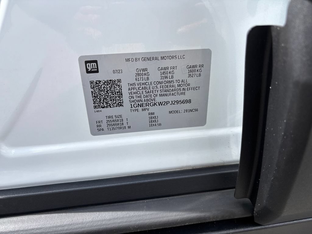 Used 2023 Chevrolet Traverse LT FWD image 30