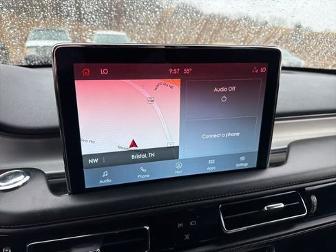 Used 2023 Lincoln Aviator AWD image 20