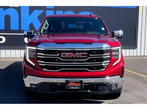 Used 2024 GMC Sierra 1500 SLT w/ SLT Convenience Package AWD/4WD image 3