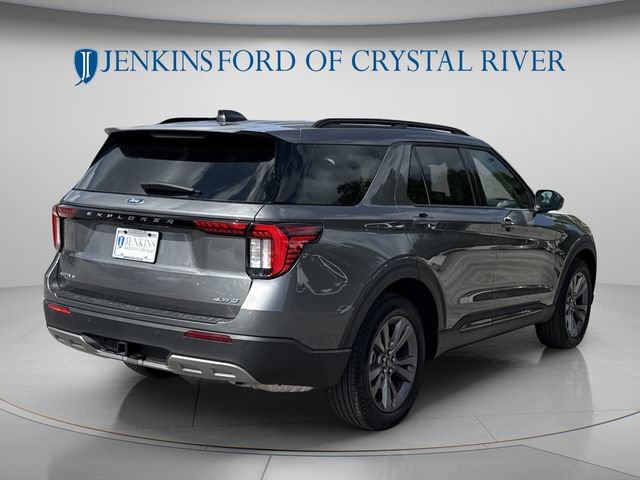 Used 2026 Ford Explorer Active w/ Active Comfort Package AWD/4WD image 5