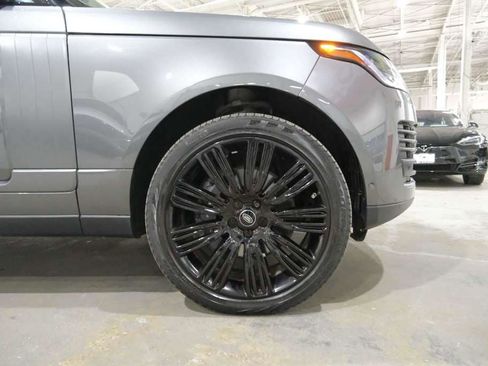 Used 2018 Land Rover Range Rover Supercharged AWD/4WD image 17