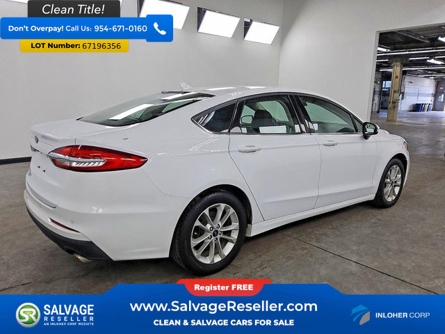 Used 2020 Ford Fusion SE FWD image 4