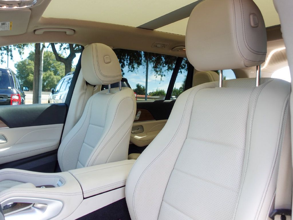 Used 2021 Mercedes-Benz GLS 450 4MATIC image 23