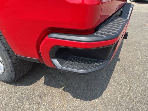 Used 2022 Chevrolet Silverado 1500 Custom image 12