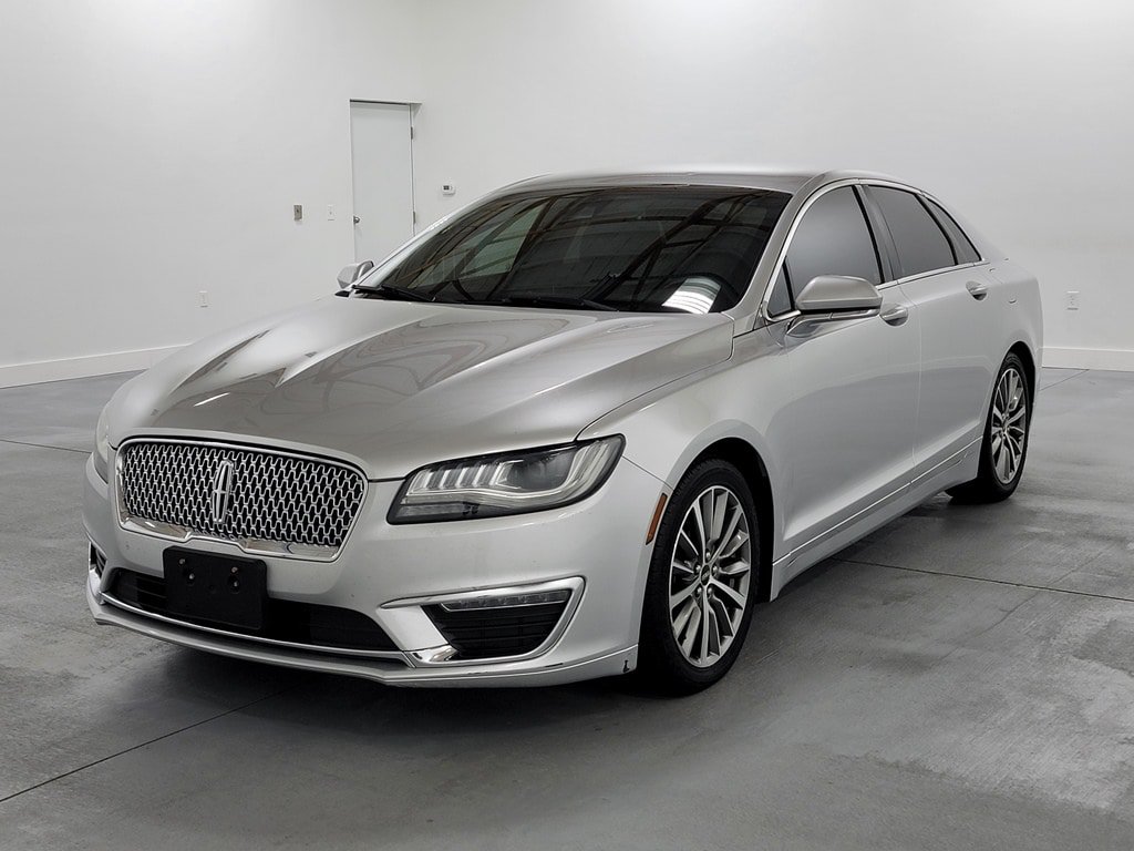 Used 2017 Lincoln MKZ Select w/ Climate Package AWD/4WD image 4