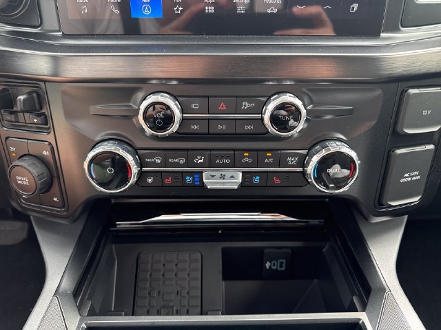 New 2026 Ford F350 Lariat w/ Lariat Ultimate Package AWD/4WD image 31