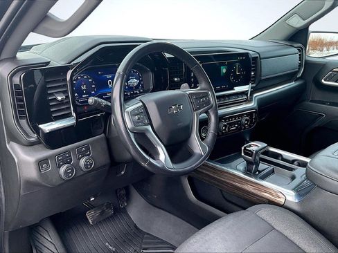 Used 2022 Chevrolet Silverado 1500 RST image 16