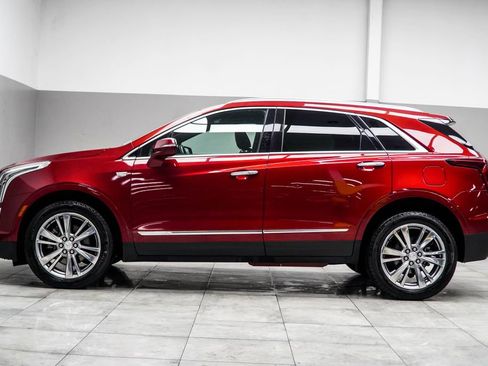 Used 2024 Cadillac XT5 Premium Luxury AWD/4WD image 9