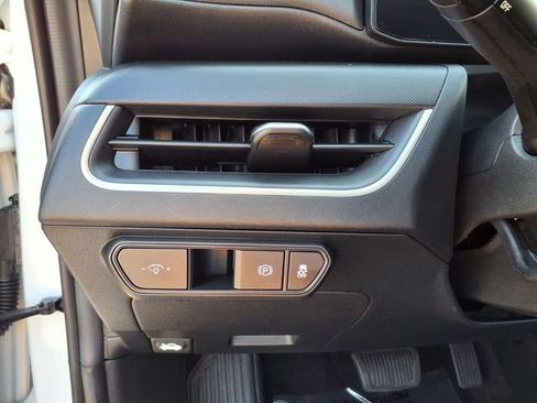 Used 2025 Kia K4 FWD image 14