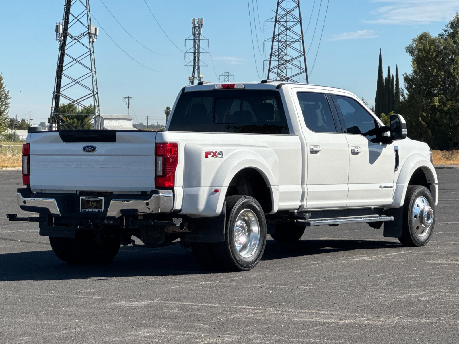 Used 2021 Ford F450 Lariat w/ Lariat Ultimate Package AWD/4WD image 4