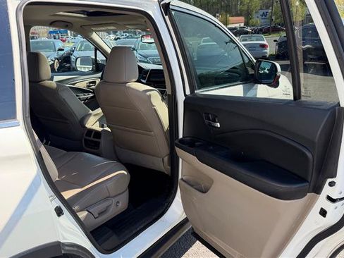Used 2017 Honda Pilot EX-L image 32
