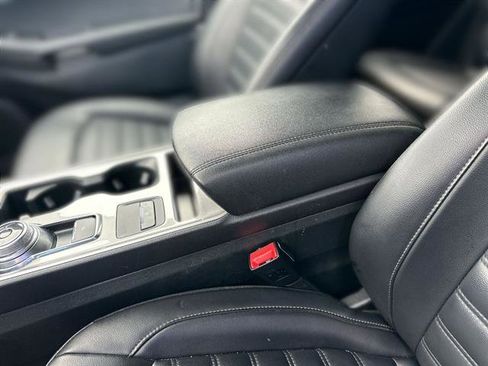 Used 2024 Ford Edge SEL image 43