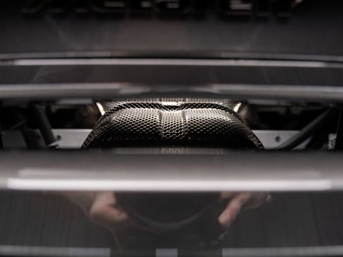Used 2017 McLaren 570S RWD image 40
