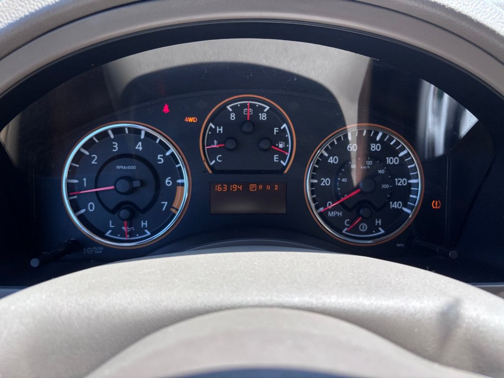 Used 2012 Nissan Armada Platinum AWD/4WD image 16