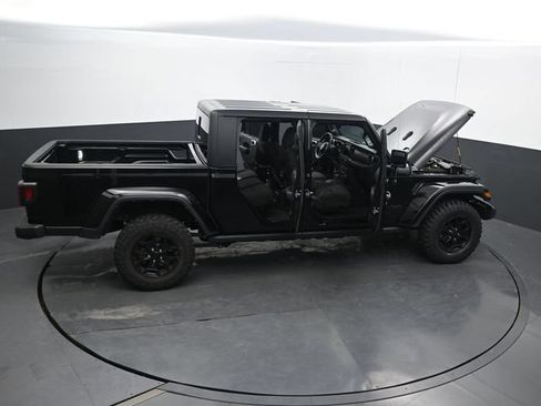 Used 2023 Jeep Gladiator Sport AWD/4WD image 70