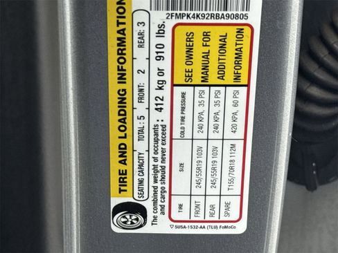 Used 2024 Ford Edge Titanium image 37