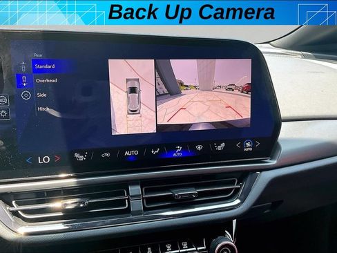 Used 2025 Chevrolet Equinox EV RS FWD image 14