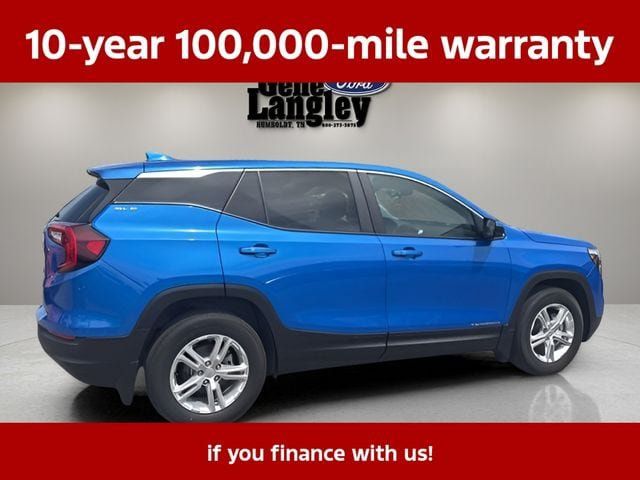 Used 2024 GMC Terrain SLE FWD image 17
