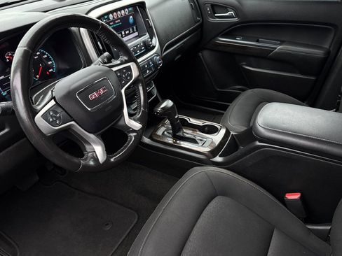 Used 2018 GMC Canyon SLE image 12