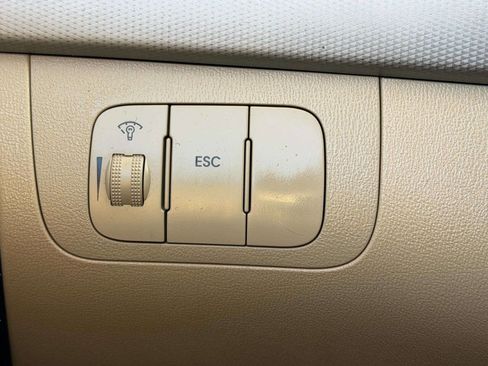 Used 2009 Hyundai Sonata GLS image 39