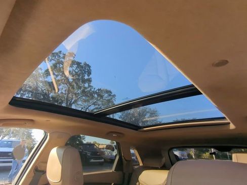 Used 2019 Cadillac XT5 Platinum image 21