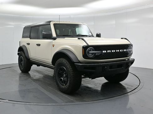 New 2026 Ford Bronco Badlands image 56