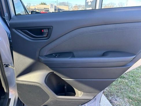 Used 2025 Subaru Forester Premium image 23