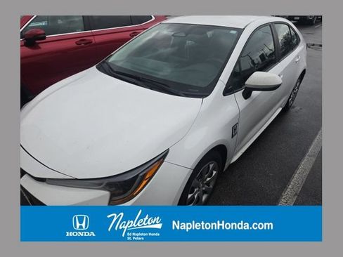 Used 2023 Toyota Corolla LE FWD image 1