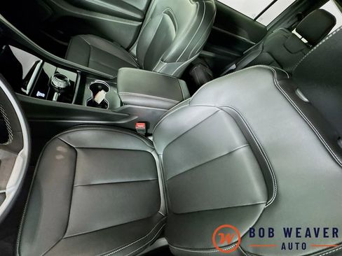 New 2025 Jeep Grand Cherokee L Limited w/ Trailer Tow Package image 22