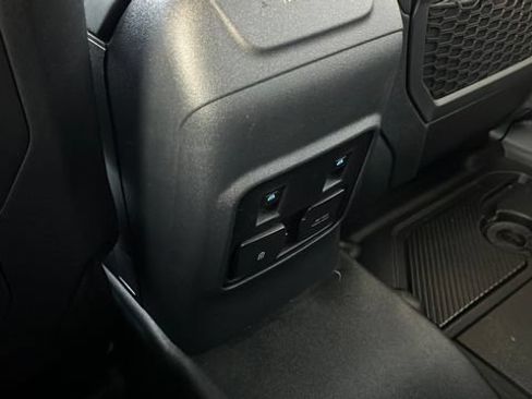 Used 2024 Ford Bronco Black Diamond AWD/4WD image 36