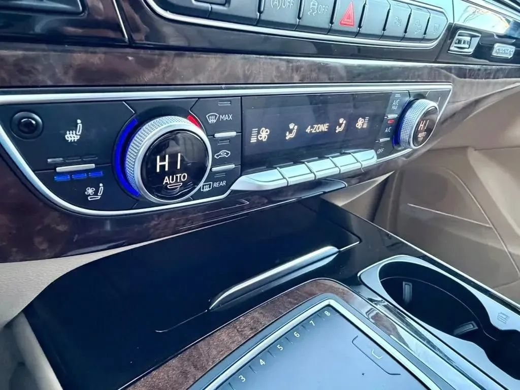 Used 2018 Audi Q7 3.0T Premium Plus AWD/4WD image 22