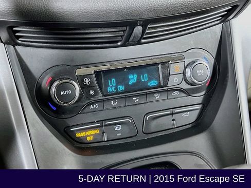 Used 2015 Ford Escape SE w/ Equipment Group 201A AWD/4WD image 21