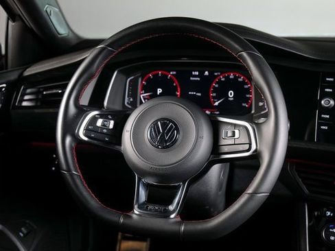 Used 2021 Volkswagen Jetta GLI Autobahn image 14