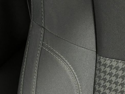 Used 2018 Dodge Challenger R/T w/ Performance Handling Group RWD image 19