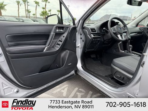 Used 2017 Subaru Forester 2.5i Touring AWD/4WD image 5