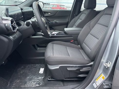 New 2026 Chevrolet Equinox LT w/ Safety and Technology Package AWD/4WD image 26