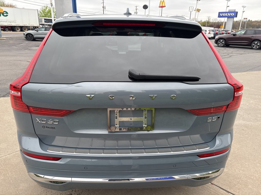 Certified 2023 Volvo XC60 B5 Plus w/ Climate Package AWD/4WD image 7