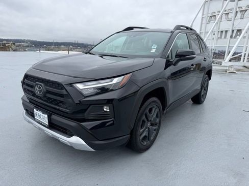 Used 2024 Toyota RAV4 Adventure image 3