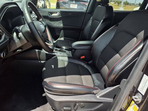 Used 2025 Ford Escape ST-Line FWD image 25