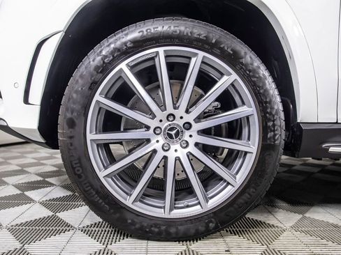 Used 2023 Mercedes-Benz GLS 450 4MATIC image 36
