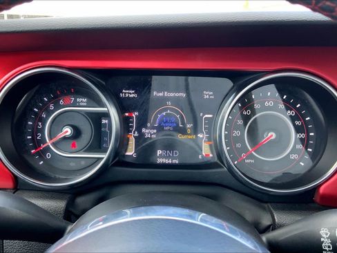Used 2022 Jeep Wrangler Unlimited Rubicon AWD/4WD image 24