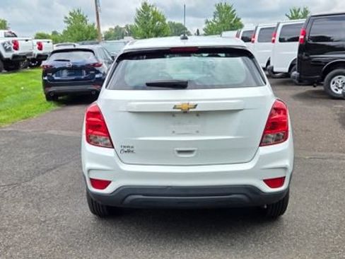 Used 2018 Chevrolet Trax LS FWD image 7