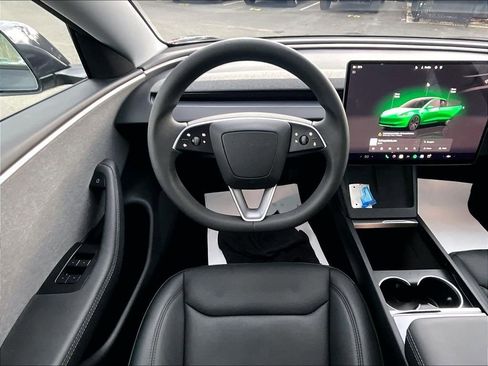 Used 2025 Tesla Model 3 Long Range RWD image 5