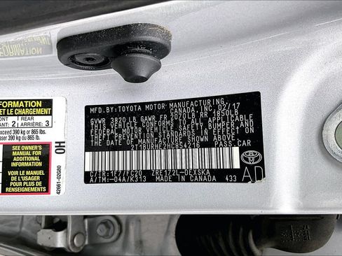 Used 2017 Toyota Corolla SE FWD image 9