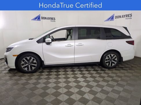 Certified 2025 Honda Odyssey EX-L image 2