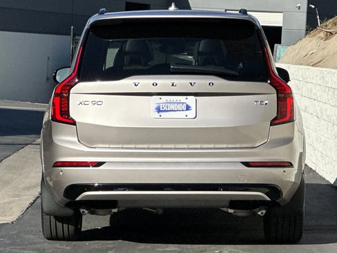 New 2026 Volvo XC90 T8 Ultra w/ Lounge Package image 6
