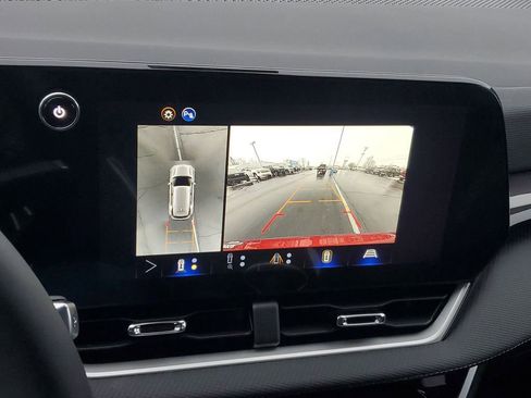 New 2026 Chevrolet Equinox LT image 23