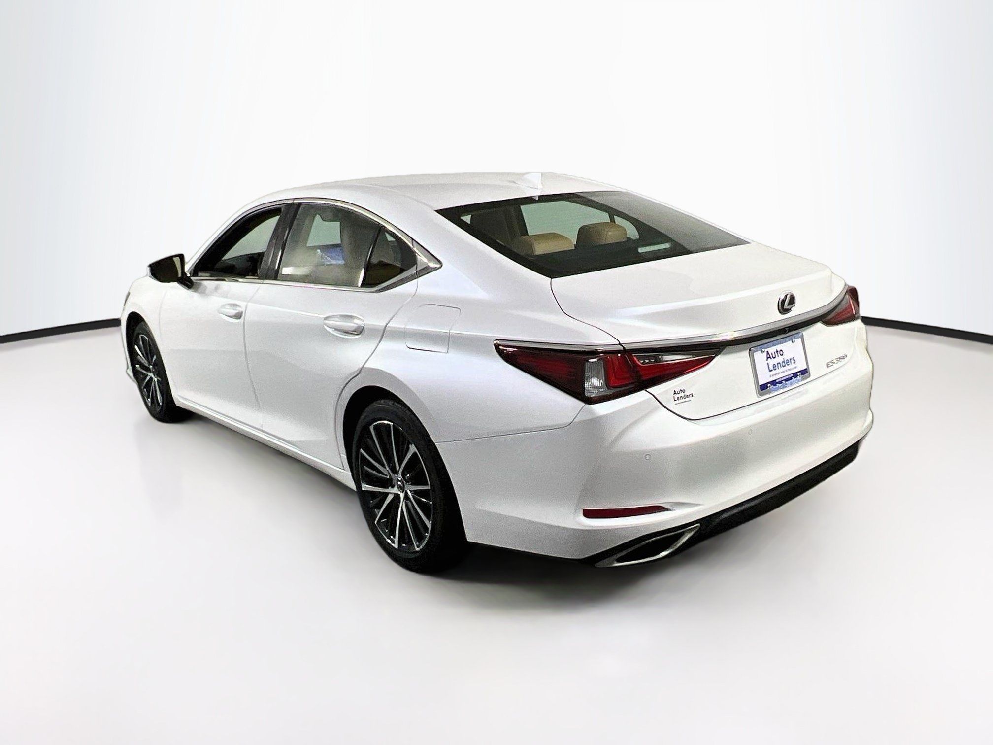 Used 2024 Lexus ES 350 w/ Premium Package FWD image 7