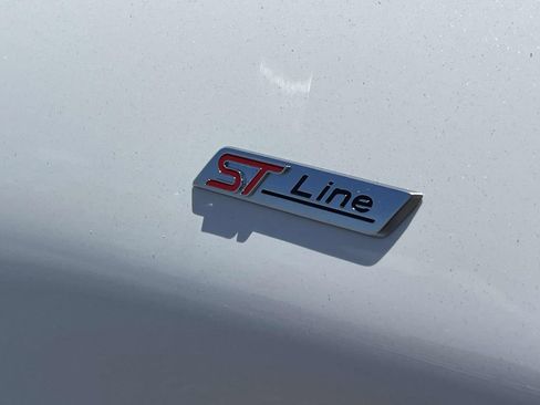 Used 2025 Ford Explorer ST-Line w/ Premium Package RWD image 10