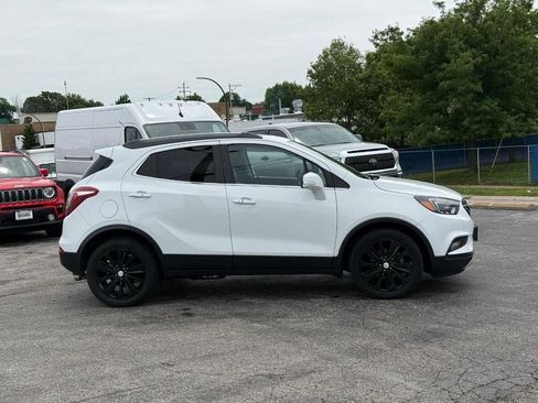 Used 2019 Buick Encore Essence FWD image 5
